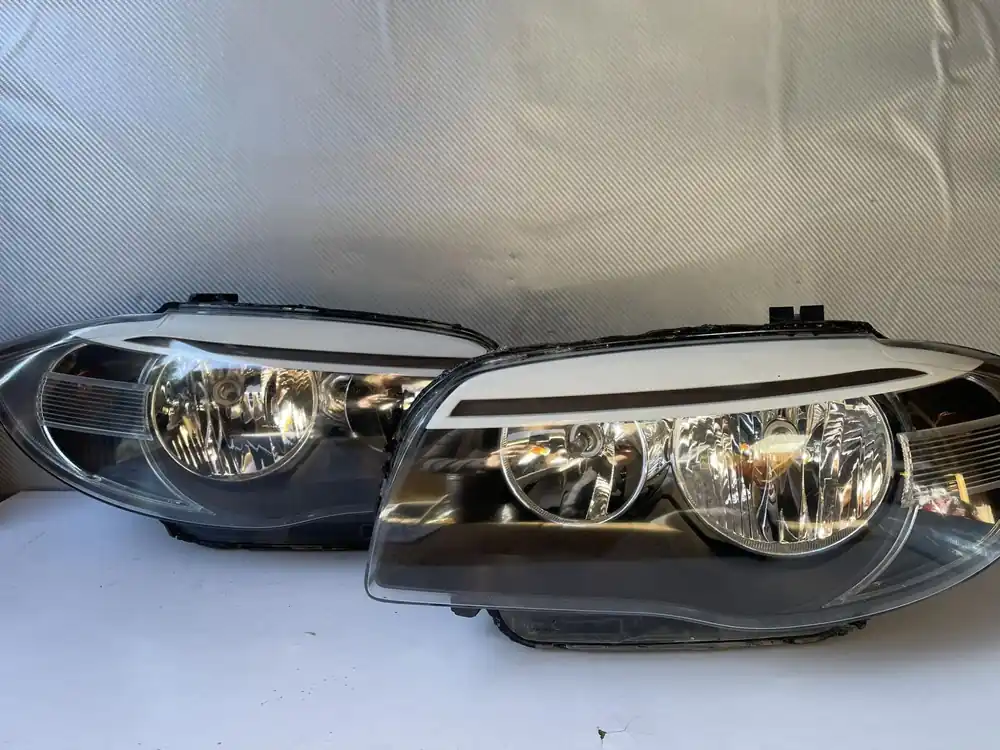 Hit cenowy BMW 1 E87 FL KOMPLET LAMP
