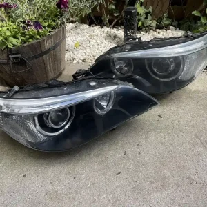Nowość BMW E60 E61 KOMPLET LAMP ZWYKŁE NA SOCZEWCE