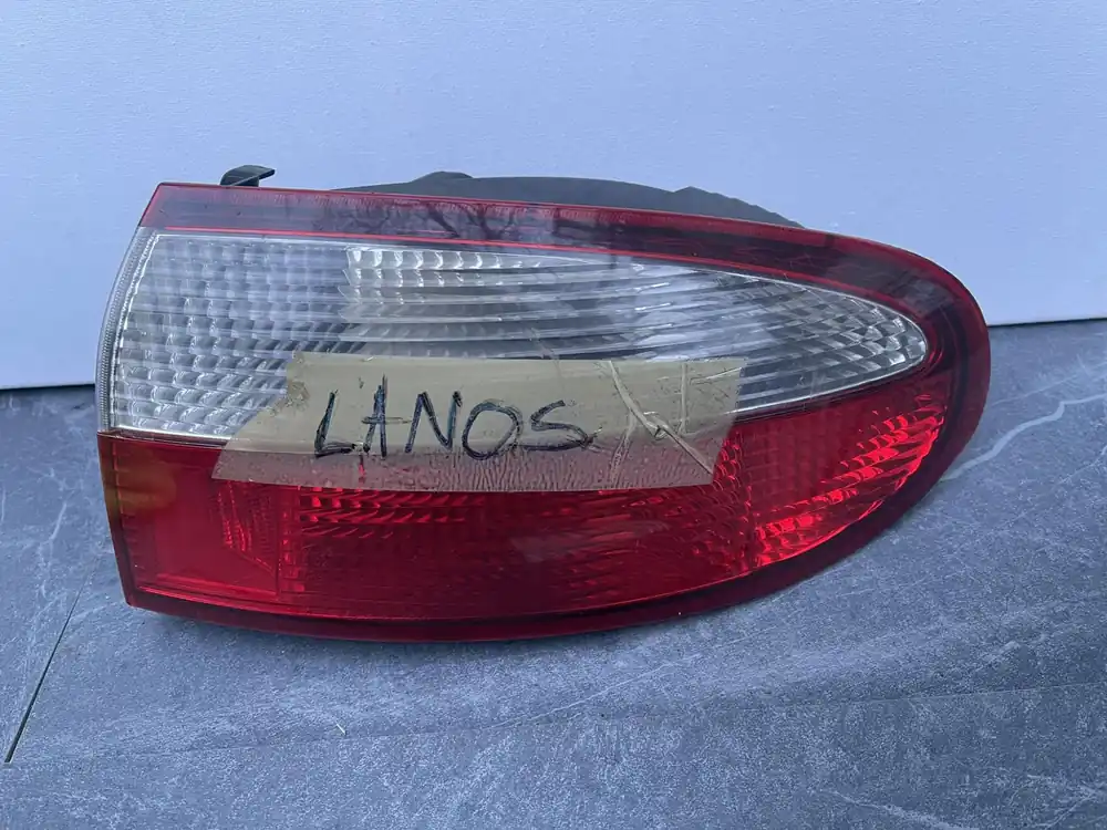 Bezpieczne zakupy DAEWOO LANOS PRAWA LAMPA TYŁ